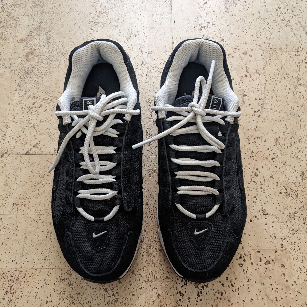 Nike black and white Air Max Triax LE sneakers size 8 womens - Picture 4 of 8